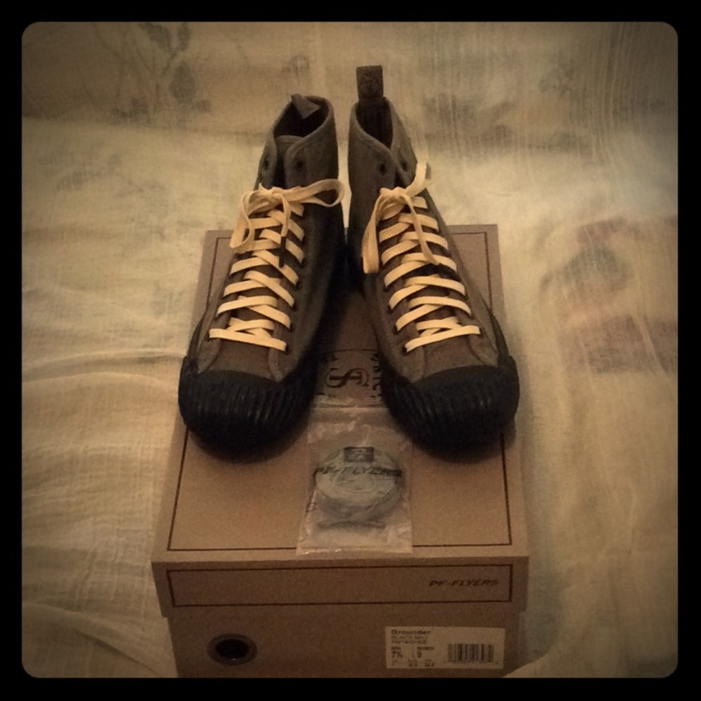 PF-FLYERS Grounder